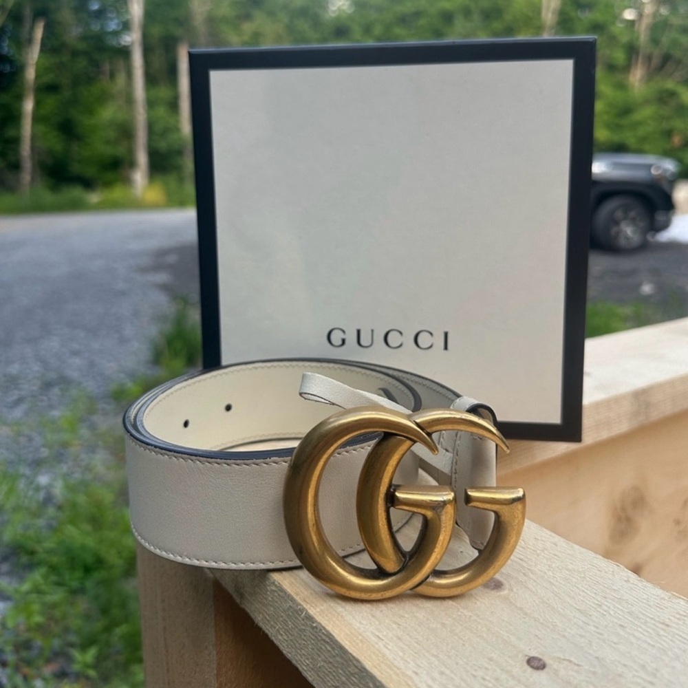Gucci Ivory Leather Belt with Brass GG Buckle